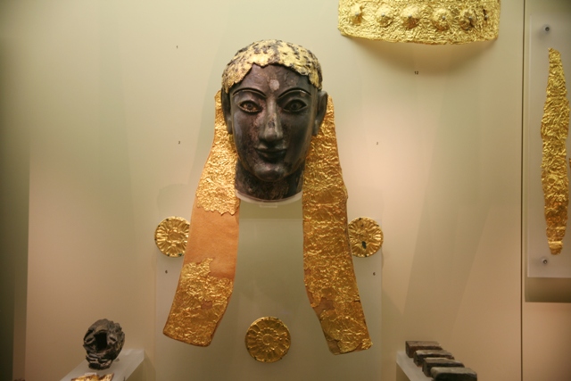 Delphi archaeological museum - Male head of Apollo from ivory